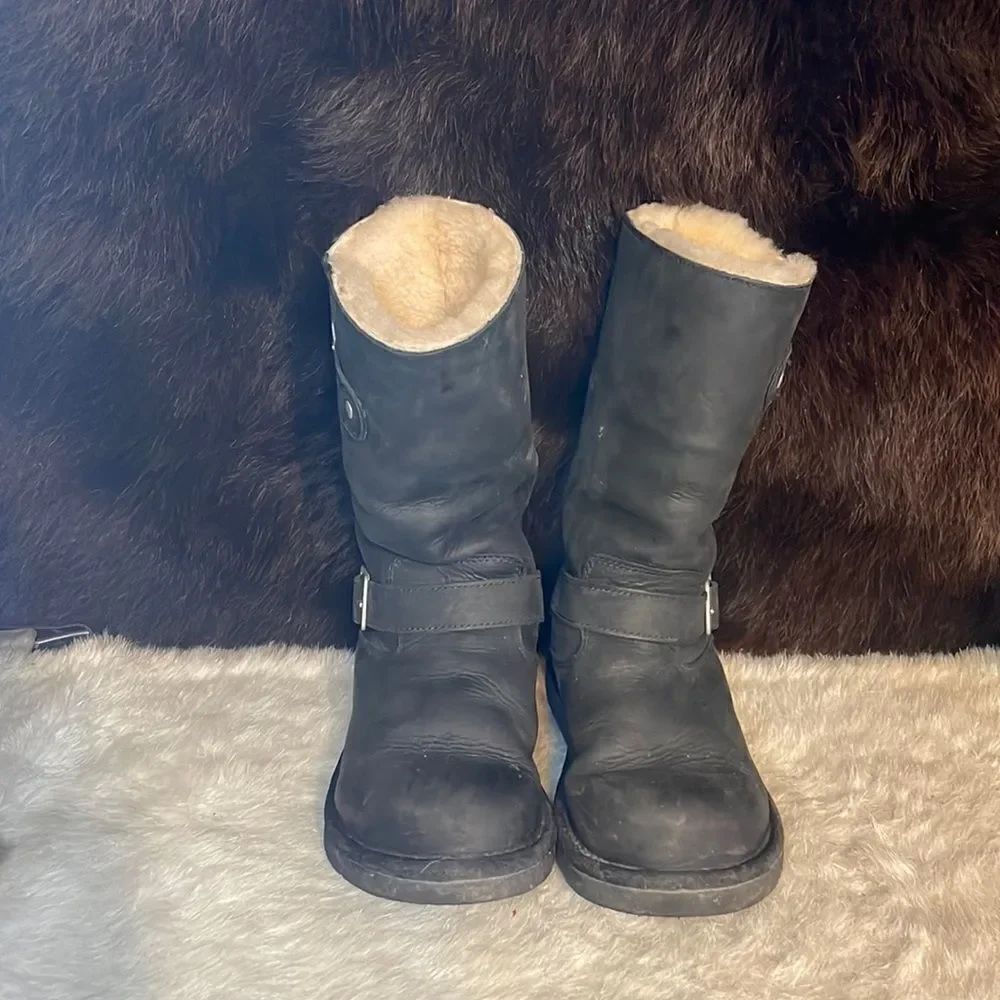 Ugg boots 7 (3250)